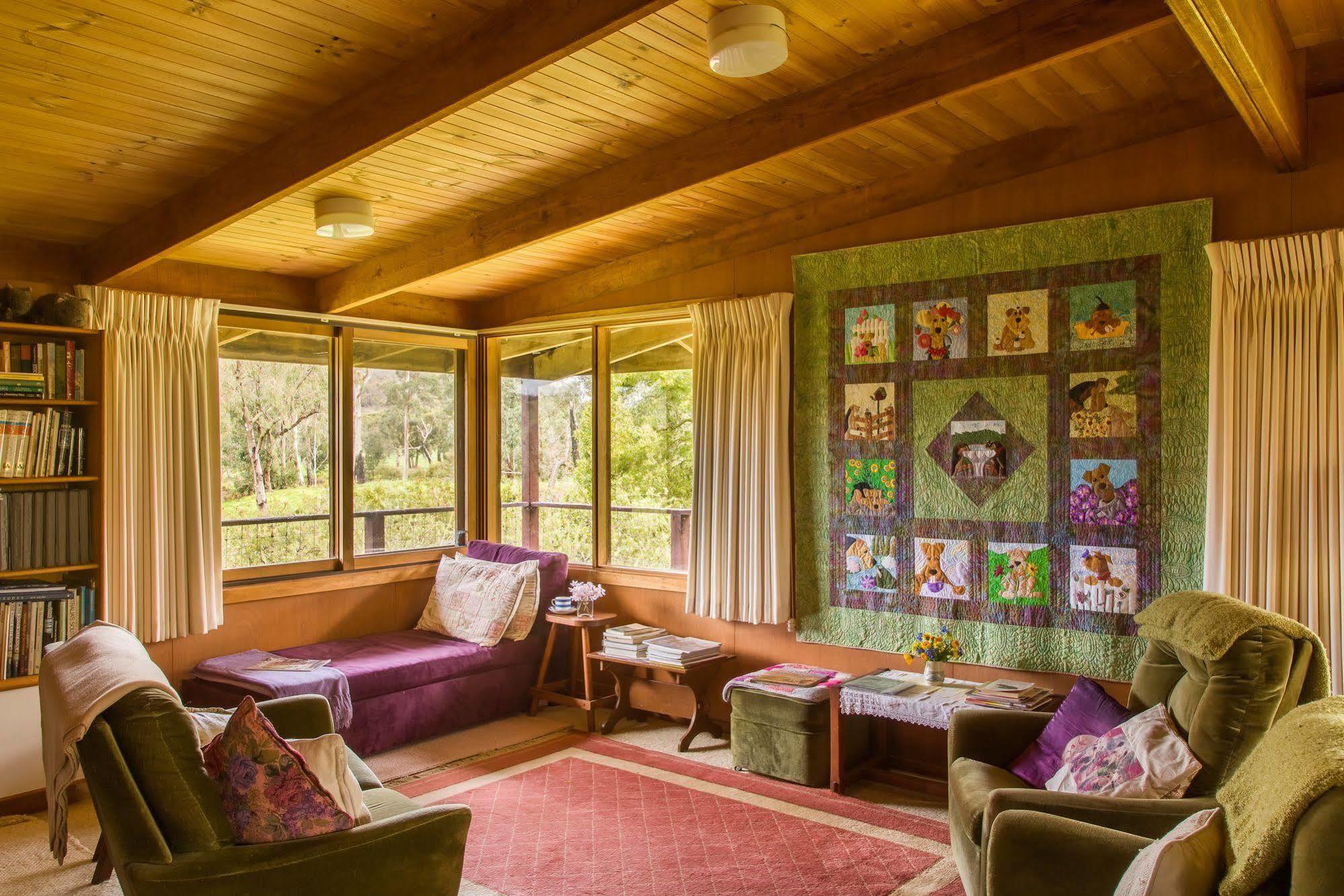 The Burrow At Wombat Bend Villa Dixons Creek Bagian luar foto